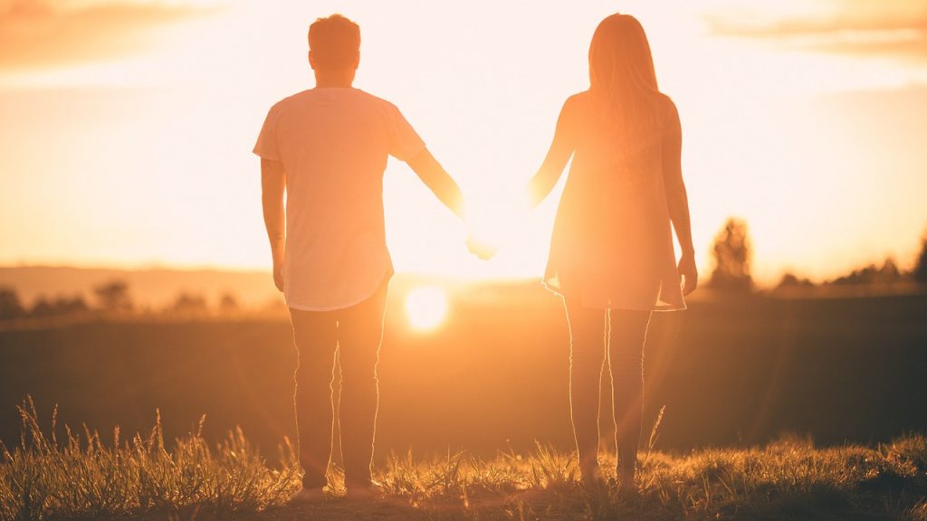 5 tahap hubungan asmara yang harus dilalui pasangan